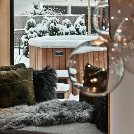빌라 3bdr Splendid Chalet With Sauna And Hot Tub